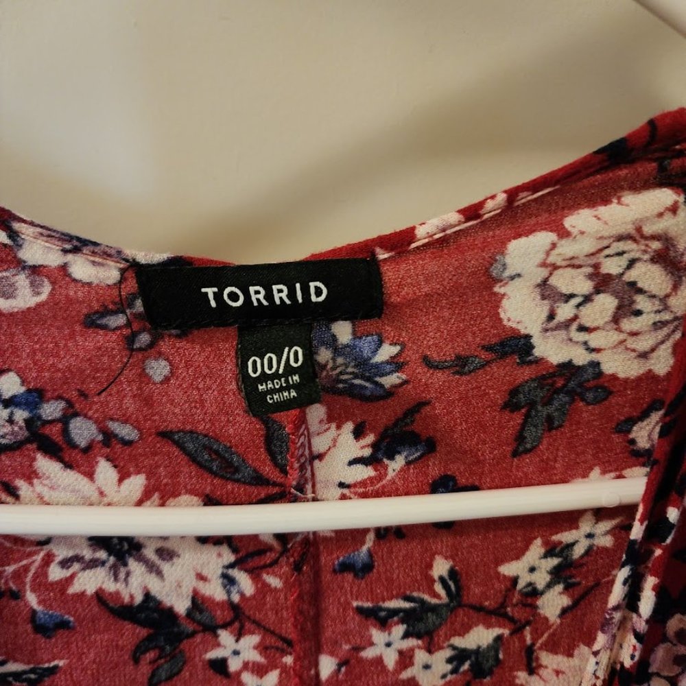 Torrid Gorgeous Floral kimono wrap - Picture 5 of 5